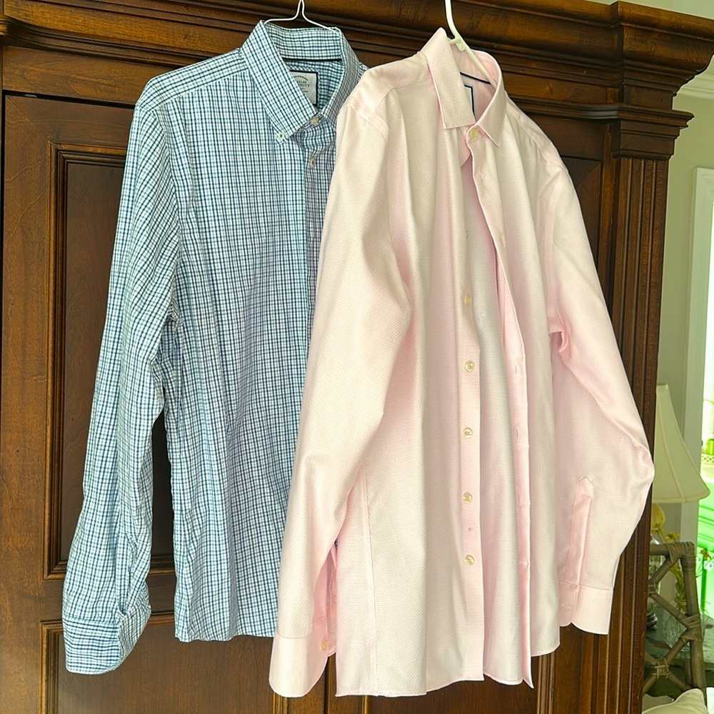 Mens shirts. Both slim fit. 17/37.